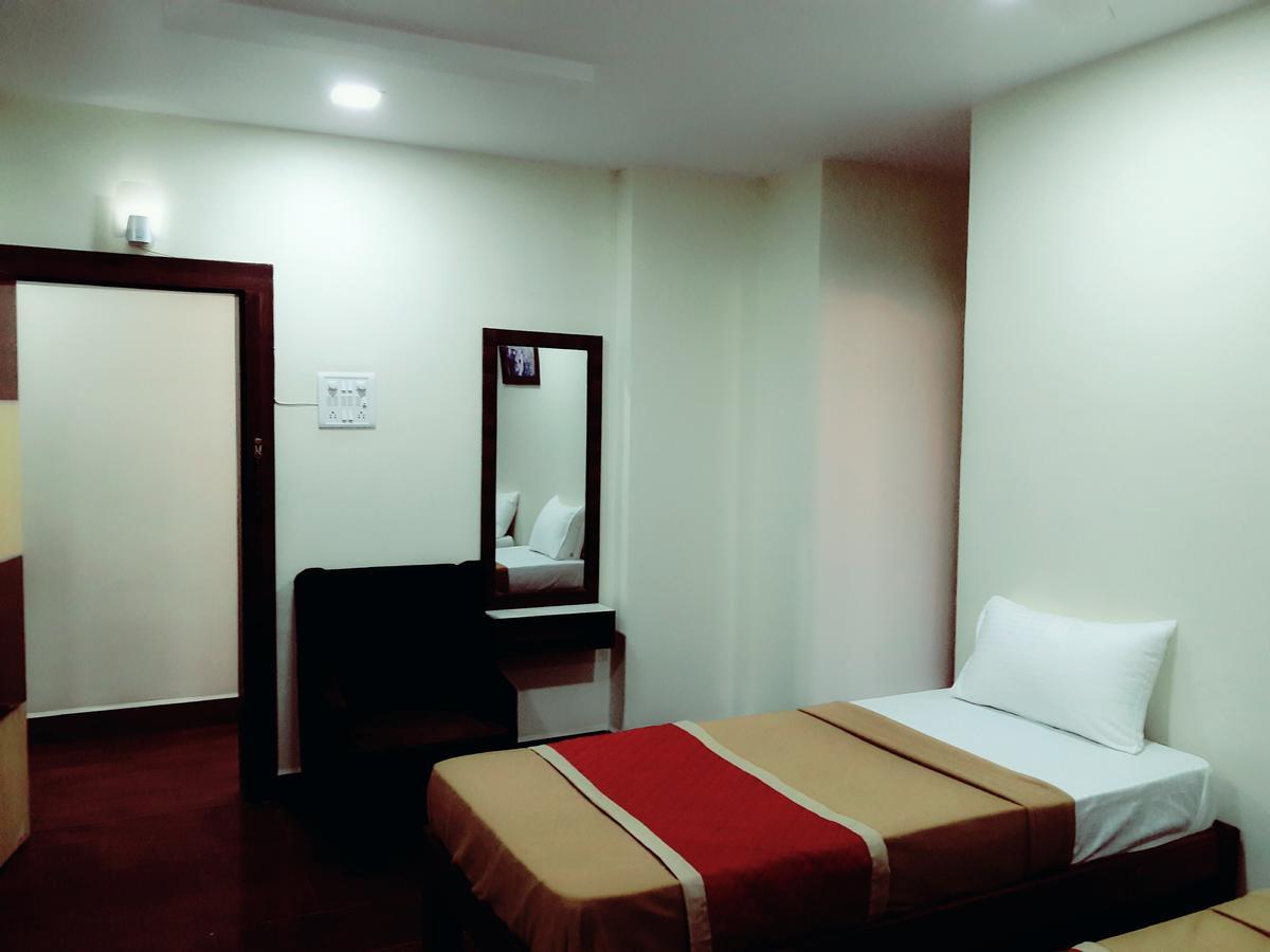 Hotel City Comfort Мадгаон Екстер'єр фото